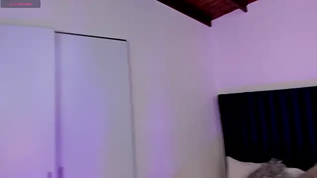 sophiieTaylor1 online show from 12, 2, 2026