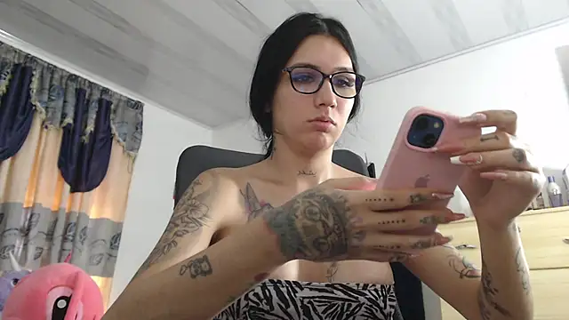 Snapshot of sweet_cutetras22 chatting on 5, 1, 2025 sweet cutetras22 online show from 5, 1, 2025