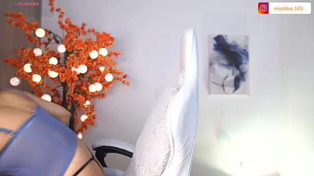 Snapshot of VictoriaHiill chatting on 21, 10, 2025 VictoriaHiill online show from 21, 10, 2025