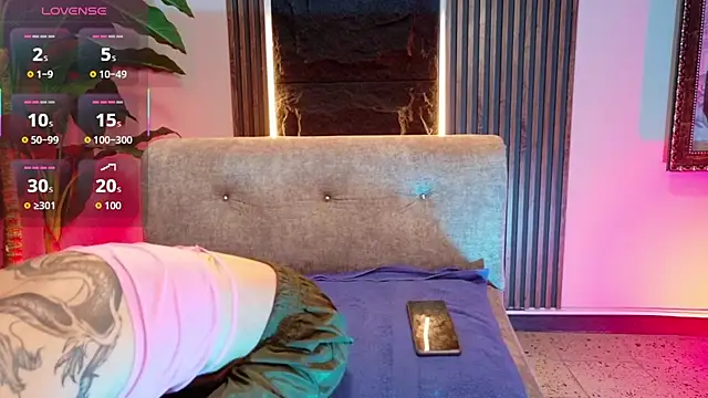 Snapshot of salomee_star_ chatting on 9, 11, 2025 salomee star online show from 9, 11, 2025