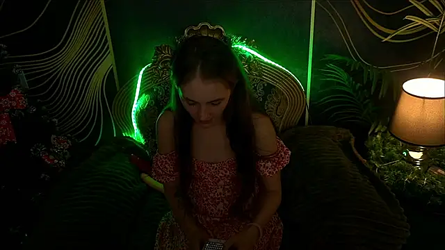 PamelaXX  online show from 1, 1, 2025