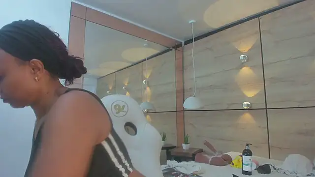 martina touss online show from 14, 1, 2026