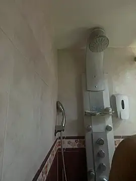 Snapshot of Charlotte_cute18 chatting on 19, 12, 2024 Charlotte cute18 online show from 19, 12, 2024