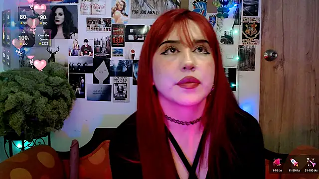 Snapshot of Sunny-hott chatting on 13, 11, 2025 Sunny-hott online show from 13, 11, 2025