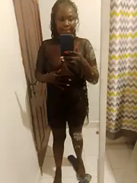 melaninebony1 online show from 4, 12, 2025