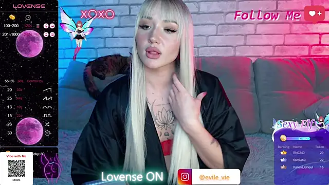 Eva Evile online show from 8, 3, 2025