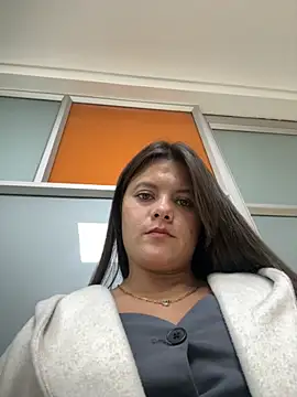 Snapshot of Victoriabecker chatting on 12, 11, 2025 Victoriabecker online show from 12, 11, 2025