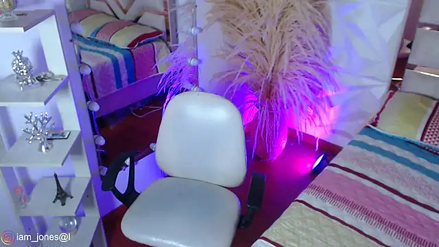 Jonesliam23 online show from 24, 3, 2026