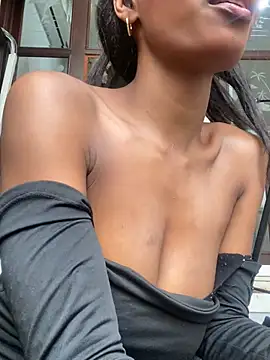 adaraSmiith online show from 12, 12, 2024