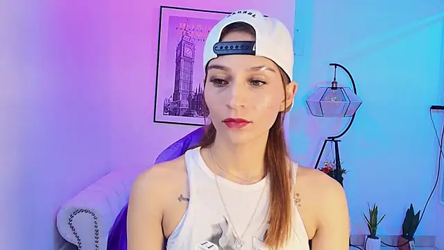Tamara slimx online show from 8, 1, 2025