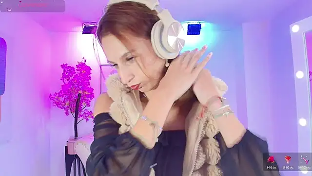 Snapshot of Tamara_slimx chatting on 9, 10, 2025 Tamara slimx online show from 9, 10, 2025