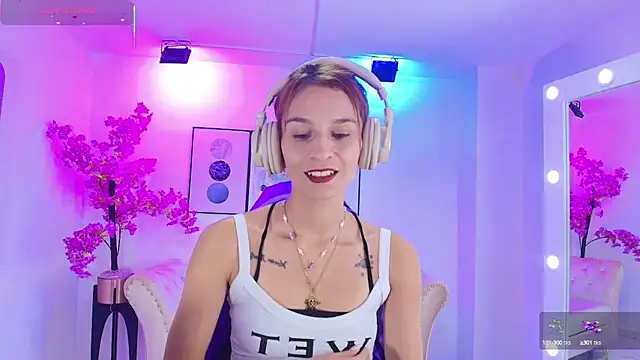 Snapshot of Tamara_slimx chatting on 15, 10, 2025 Tamara slimx online show from 15, 10, 2025