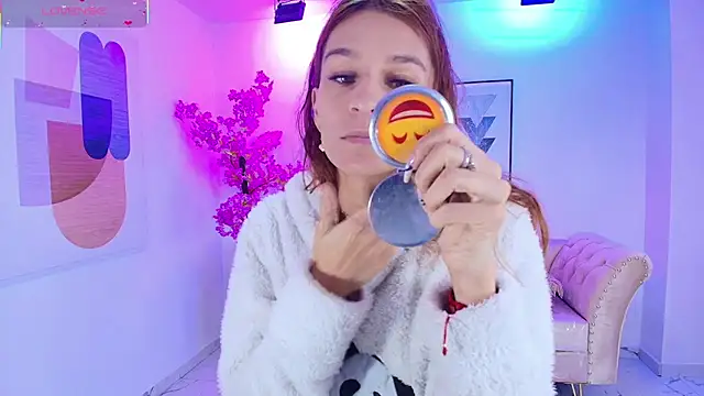 Snapshot of Tamara_slimx chatting on 19, 10, 2025 Tamara slimx online show from 19, 10, 2025