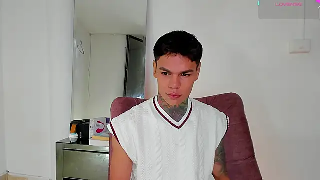 Snapshot of Jordyrodriiguez chatting on 14, 10, 2025 Jordyrodriiguez online show from 14, 10, 2025