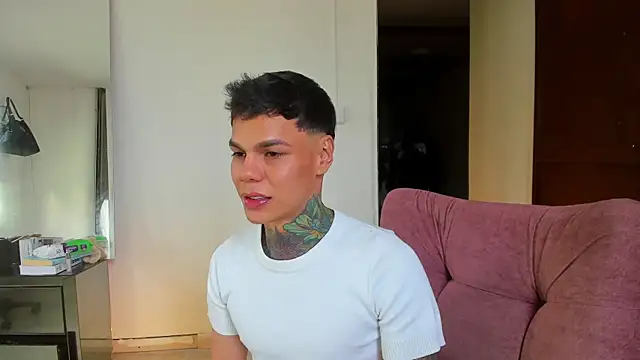 Snapshot of Jordyrodriiguez chatting on 15, 10, 2025 Jordyrodriiguez online show from 15, 10, 2025