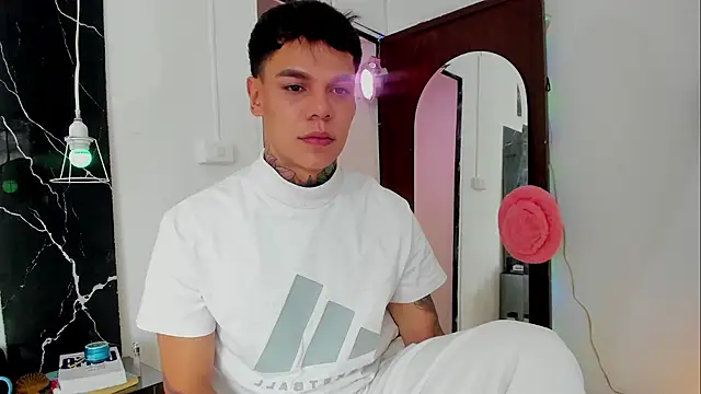 Snapshot of Jordyrodriiguez chatting on 1, 11, 2025 Jordyrodriiguez online show from 1, 11, 2025