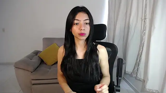 Snapshot of Liissa_cute_ chatting on 14, 1, 2025 Liissa cute online show from 14, 1, 2025