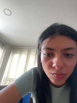 Snapshot of Liissa_cute_ chatting on 4, 2, 2025 Liissa cute online show from 4, 2, 2025