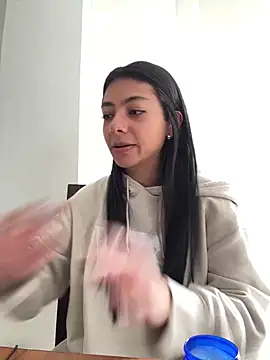 Snapshot of Liissa_cute_ chatting on 7, 3, 2025 Liissa cute online show from 7, 3, 2025