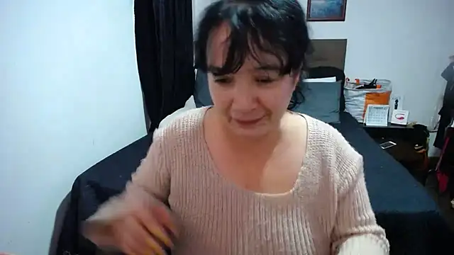 Snapshot of Sweeetness_Milf chatting on 28, 1, 2025 Sweeetness Milf online show from 28, 1, 2025