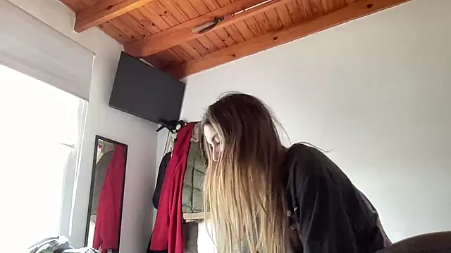 Lolykush online show from 4, 10, 2025