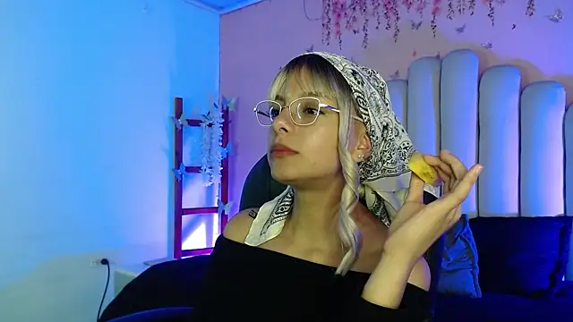 peyton golden1 online show from 15, 10, 2025