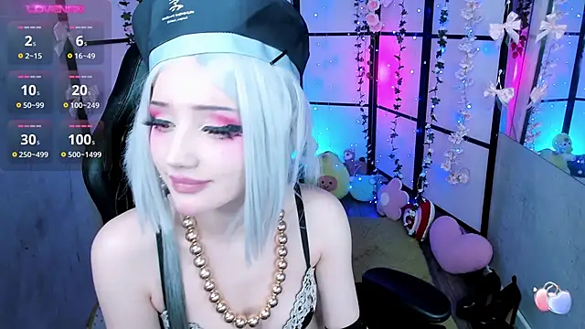 Snapshot of LilithLin chatting on 5, 2, 2025 LilithLin online show from 5, 2, 2025