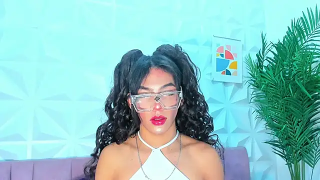 Briyit Doll online show from 14, 1, 2025
