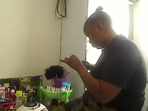 Snapshot of browndolly12 chatting on 9, 3, 2025 browndolly12 online show from 9, 3, 2025