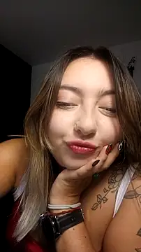 Snapshot of miaawild chatting on 24, 10, 2025 miaawild online show from 24, 10, 2025