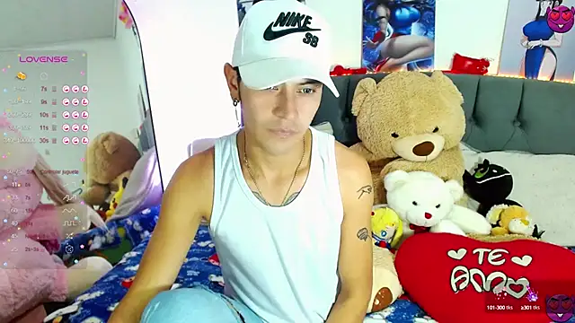  snopyy  online show from 26, 2, 2025
