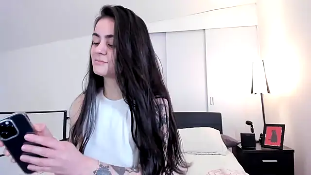 guccipussy1 online show from 7, 12, 2024