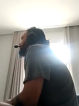 morenindarola online show from 14, 2, 2025