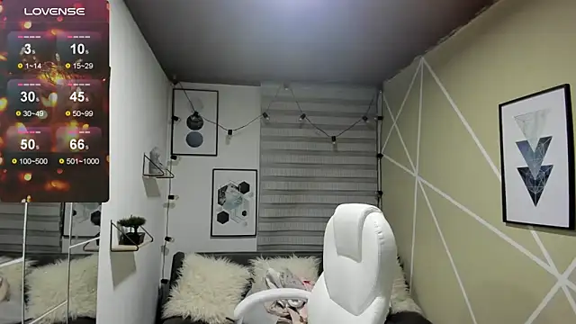 Enma  clark online show from 20, 12, 2025