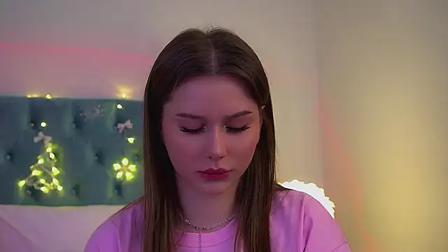 DianaVert online show from 4, 12, 2025