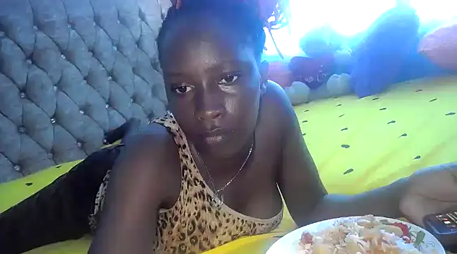 queen-goddess online show from 13, 12, 2024