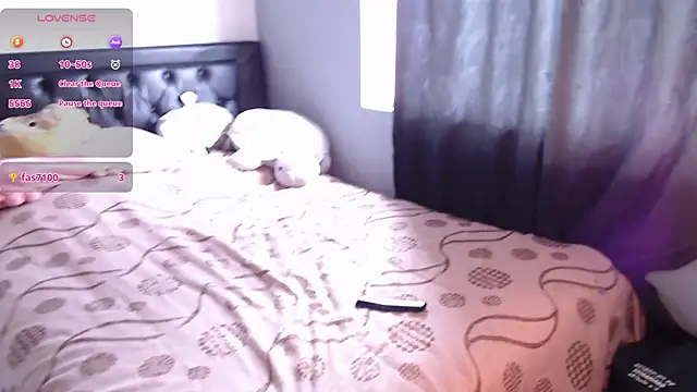 Snapshot of Beck_jones chatting on 7, 11, 2025 Beck jones online show from 7, 11, 2025