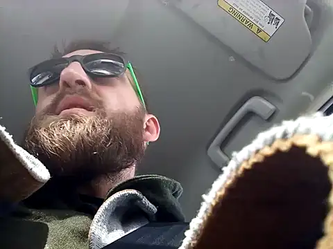 otterlover123 online show from 11, 11, 2025