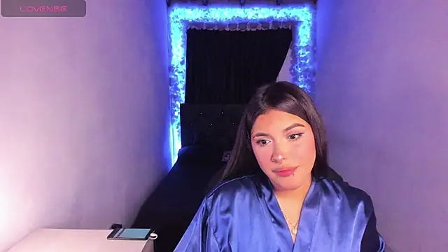 Mariana Hasper  online show from 13, 2, 2025