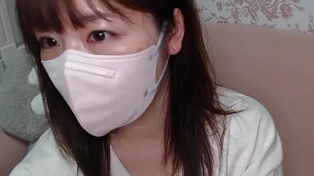 Snapshot of mei_hosina chatting on 12, 10, 2025 mei hosina online show from 12, 10, 2025