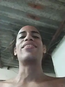 Snapshot of AlexaWarner chatting on 15, 11, 2025 AlexaWarner online show from 15, 11, 2025