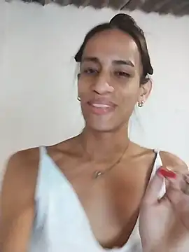 Snapshot of AlexaWarner chatting on 16, 11, 2025 AlexaWarner online show from 16, 11, 2025