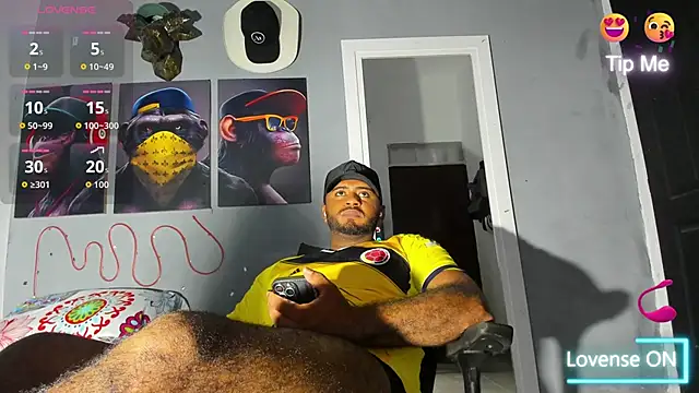 Snapshot of Hardboy_latin chatting on 29, 10, 2025 Hardboy latin online show from 29, 10, 2025