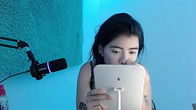 BlueRouse online show from 27, 1, 2025