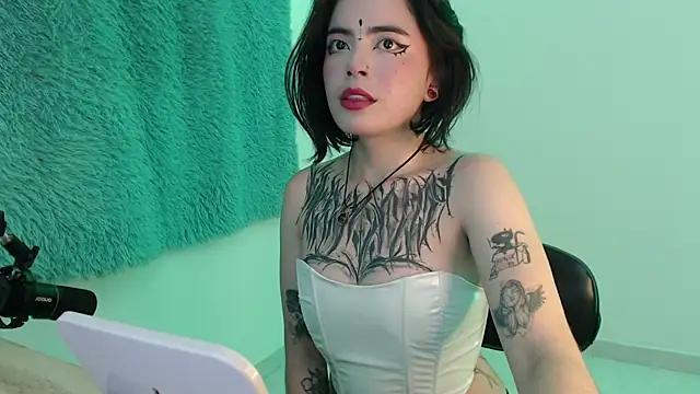 BlueRouse online show from 5, 2, 2025