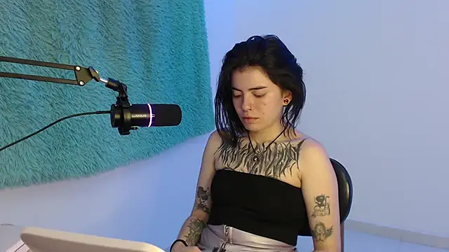 BlueRouse online show from 11, 2, 2025