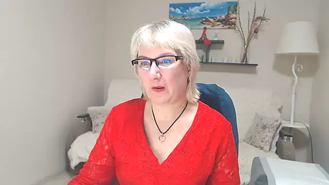 Snapshot of FleurMays chatting on 3, 2, 2025 FleurMays online show from 3, 2, 2025