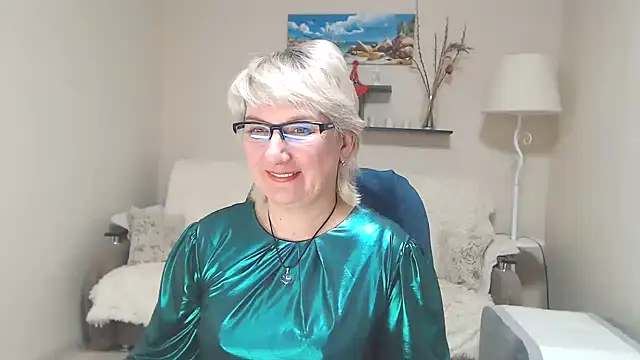 Snapshot of FleurMays chatting on 19, 2, 2025 FleurMays online show from 19, 2, 2025