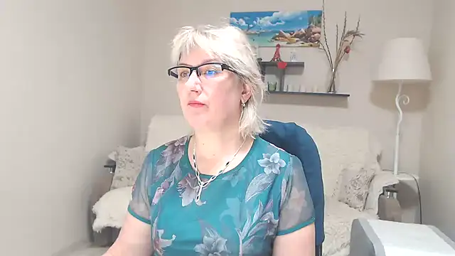 Snapshot of FleurMays chatting on 21, 2, 2025 FleurMays online show from 21, 2, 2025