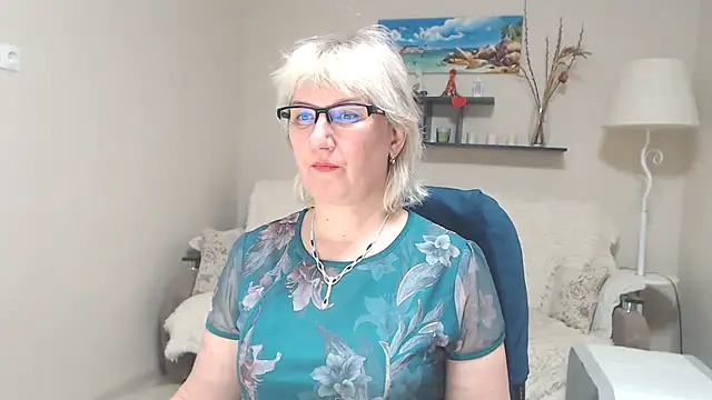 Snapshot of FleurMays chatting on 21, 2, 2025 FleurMays online show from 21, 2, 2025